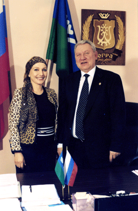 Губернатор Ханты-Мансийского округа  А. Филипенко и Таня Карацуба